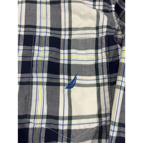 Nautica Mens Plaid Button Down Shirt Long Sleeve Classic Fit Casual Size XS‎ - Picture 3 of 7